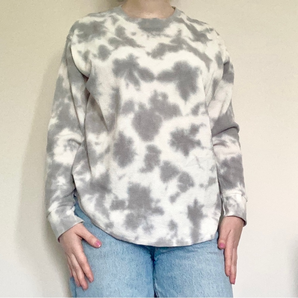 Time and Tru Walmart Blue Gray Tie Dye Sweatshirt